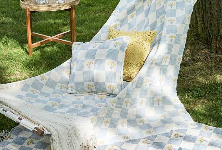 Malmo printed throw - RUTHERFORD & Co