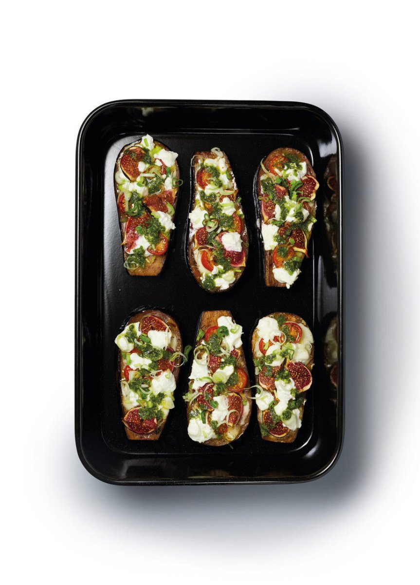 MasterClass Vitreous Enamel Roasting Pan - RUTHERFORD & Co