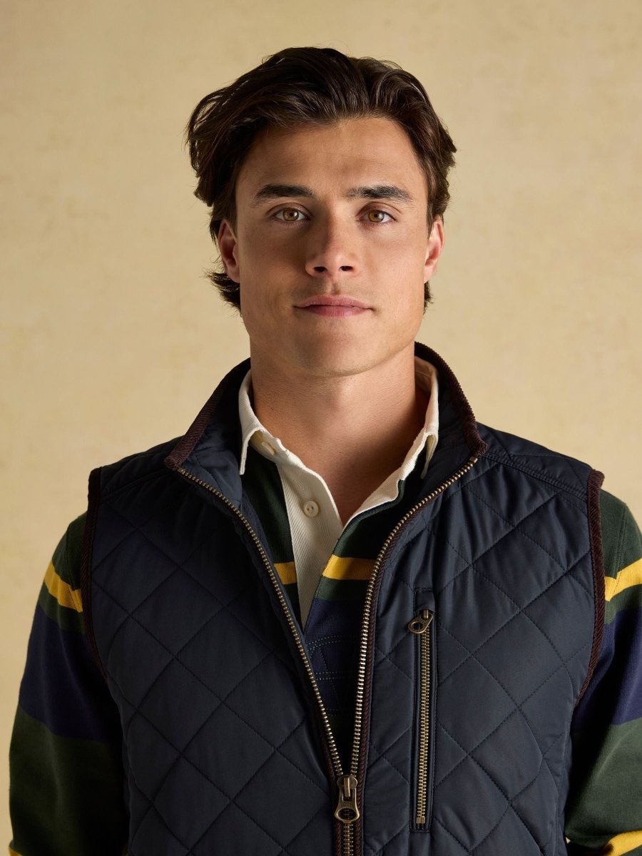 Maynard Navy Diamond Quilted Gilet - RUTHERFORD & Co