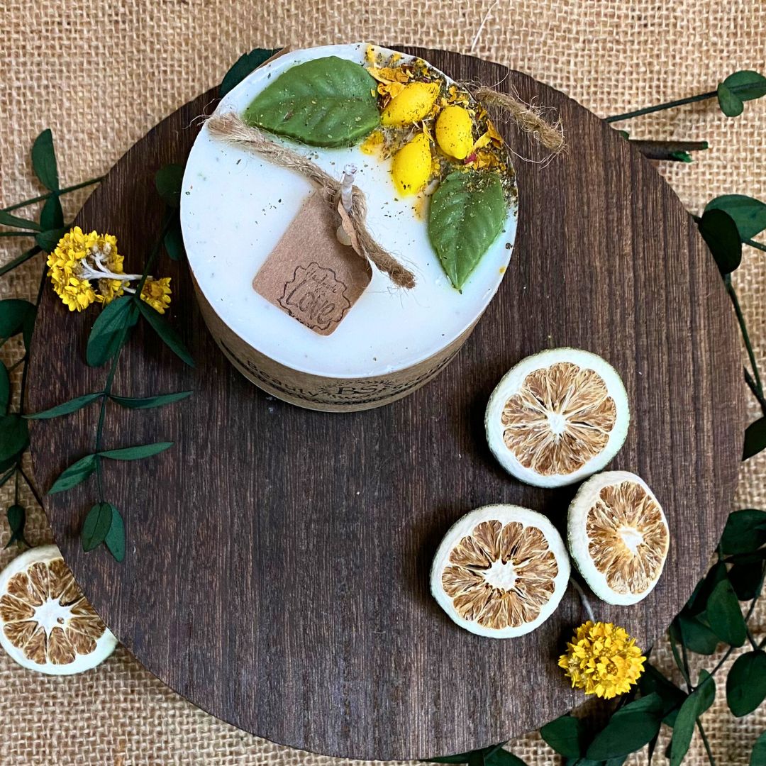 Medium Candles With Lemon - RUTHERFORD & Co