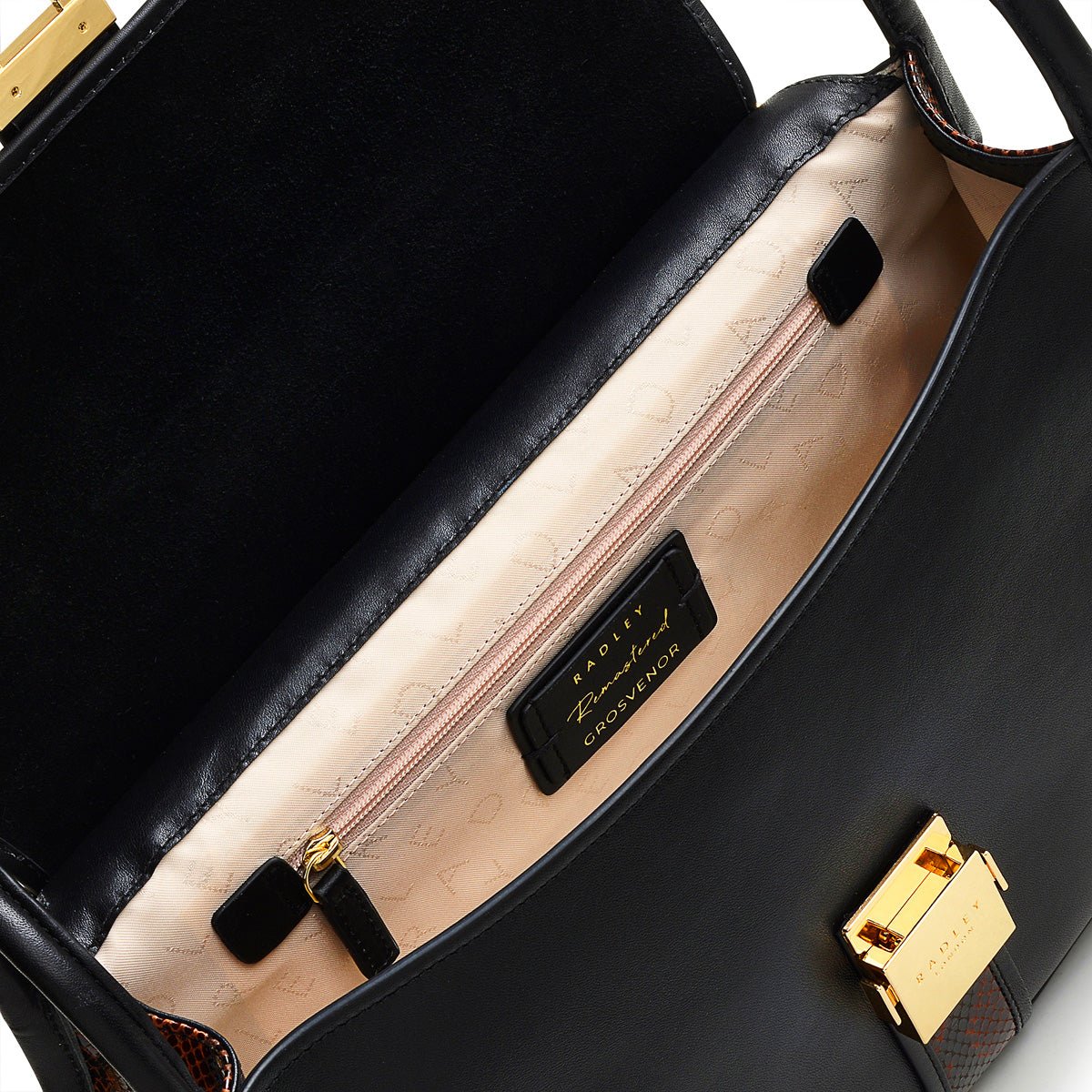 Medium Flapover Shoulder Black - RUTHERFORD & Co