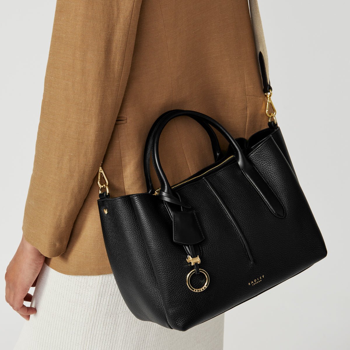 Medium Grab Multiway Black - RUTHERFORD & Co