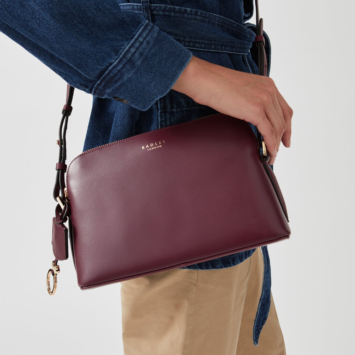 Medium Ziptop Crossbody Dark Cherry - RUTHERFORD & Co