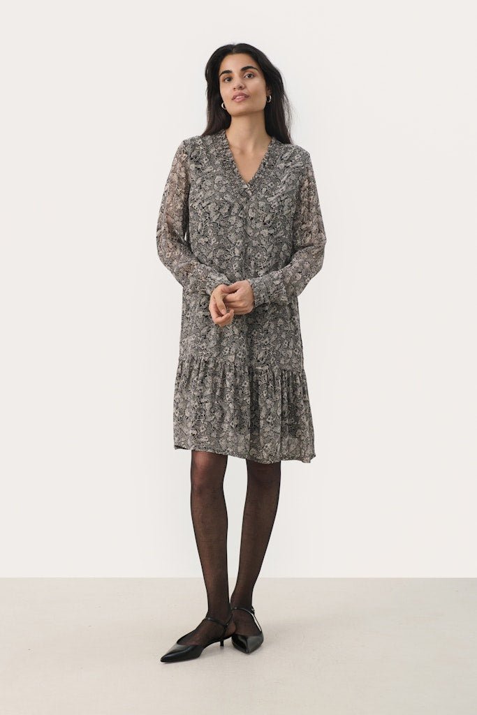 MikaelaPW Dr Dress - Black Leaf Print - RUTHERFORD & Co