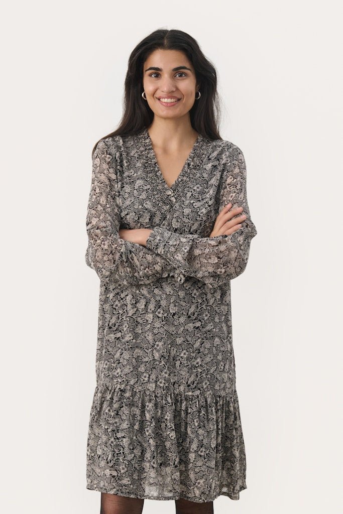 MikaelaPW Dr Dress - Black Leaf Print - RUTHERFORD & Co