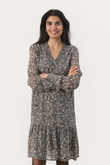 MikaelaPW Dr Dress - Black Leaf Print - RUTHERFORD & Co