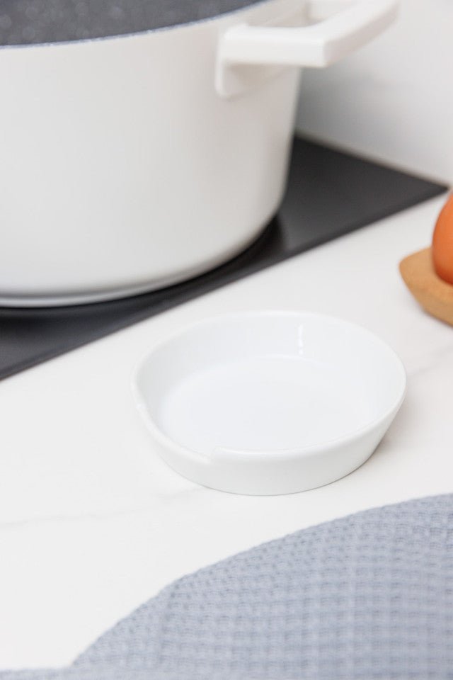 Mikasa Chalk Porcelain Spoon Rest White, 10cm - RUTHERFORD & Co