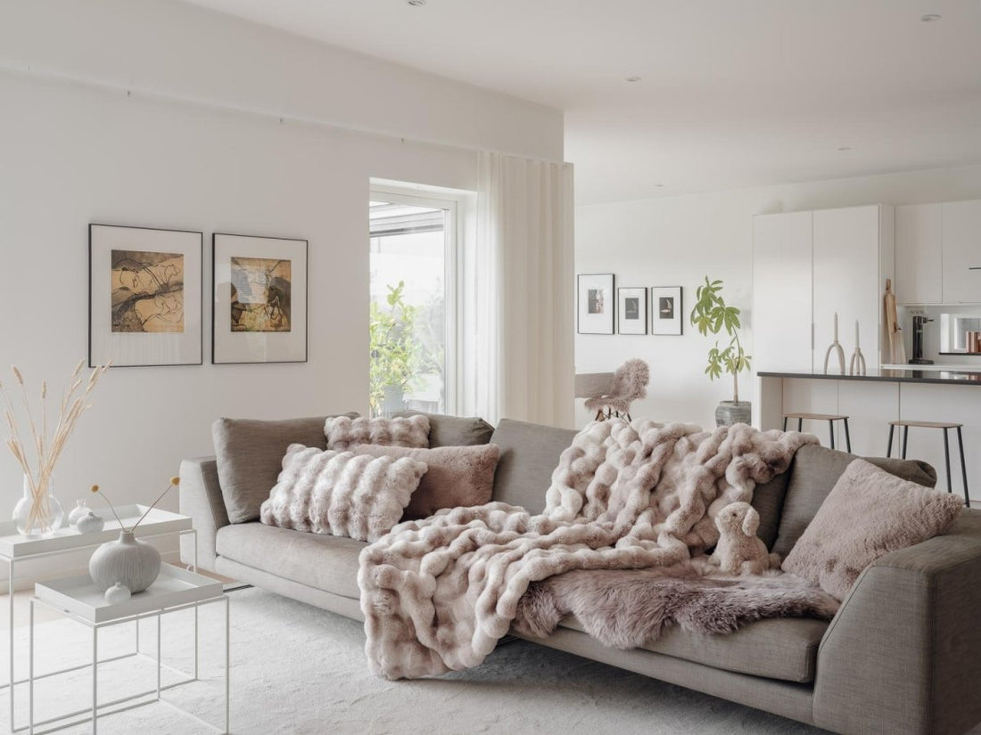 Misty Cushion L - Sand - RUTHERFORD & Co