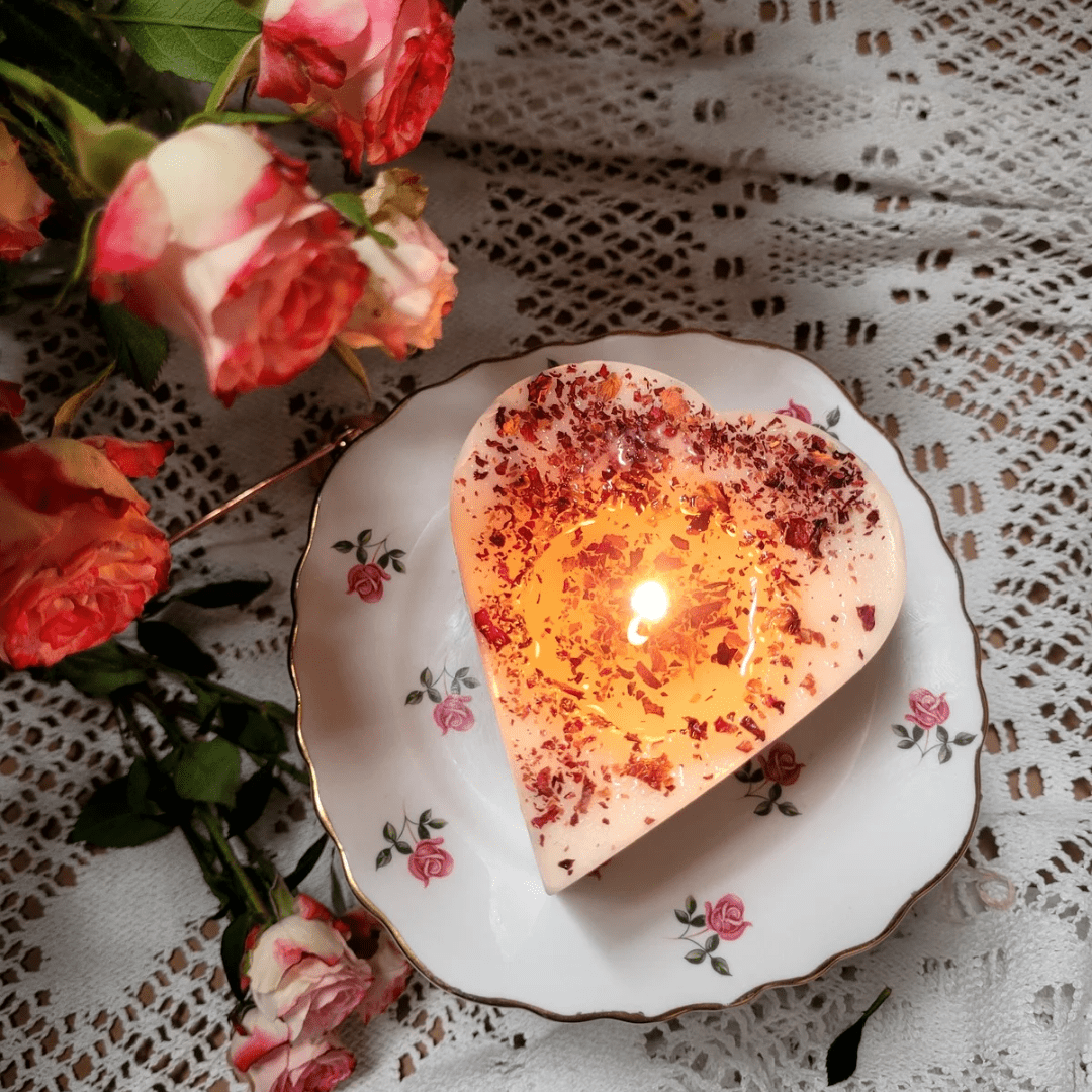 Natural Wax Candle W Rose Petals Jasmine 7x5cm - RUTHERFORD & Co