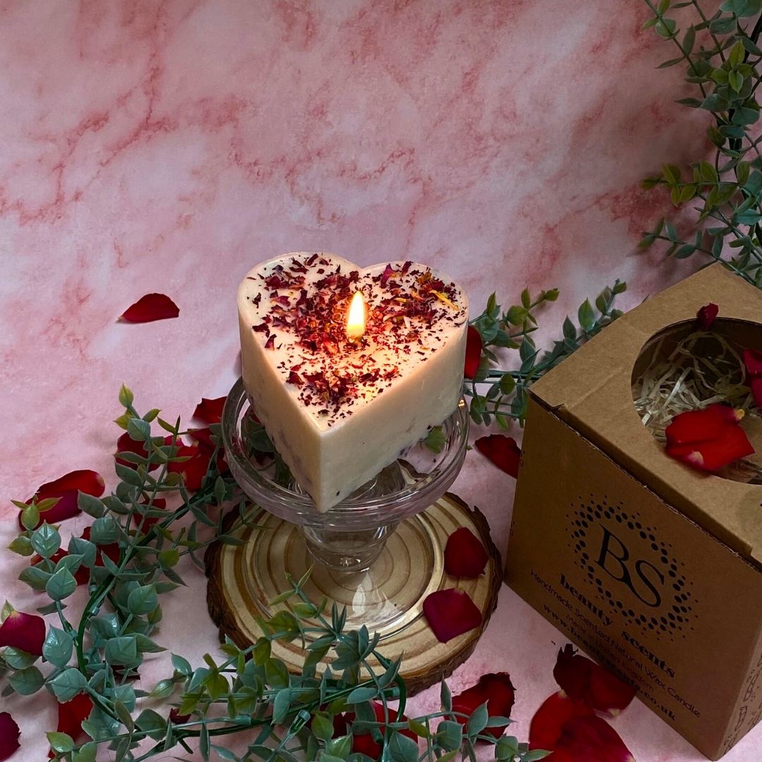 Natural Wax Candle W Rose Petals Jasmine 7x5cm - RUTHERFORD & Co