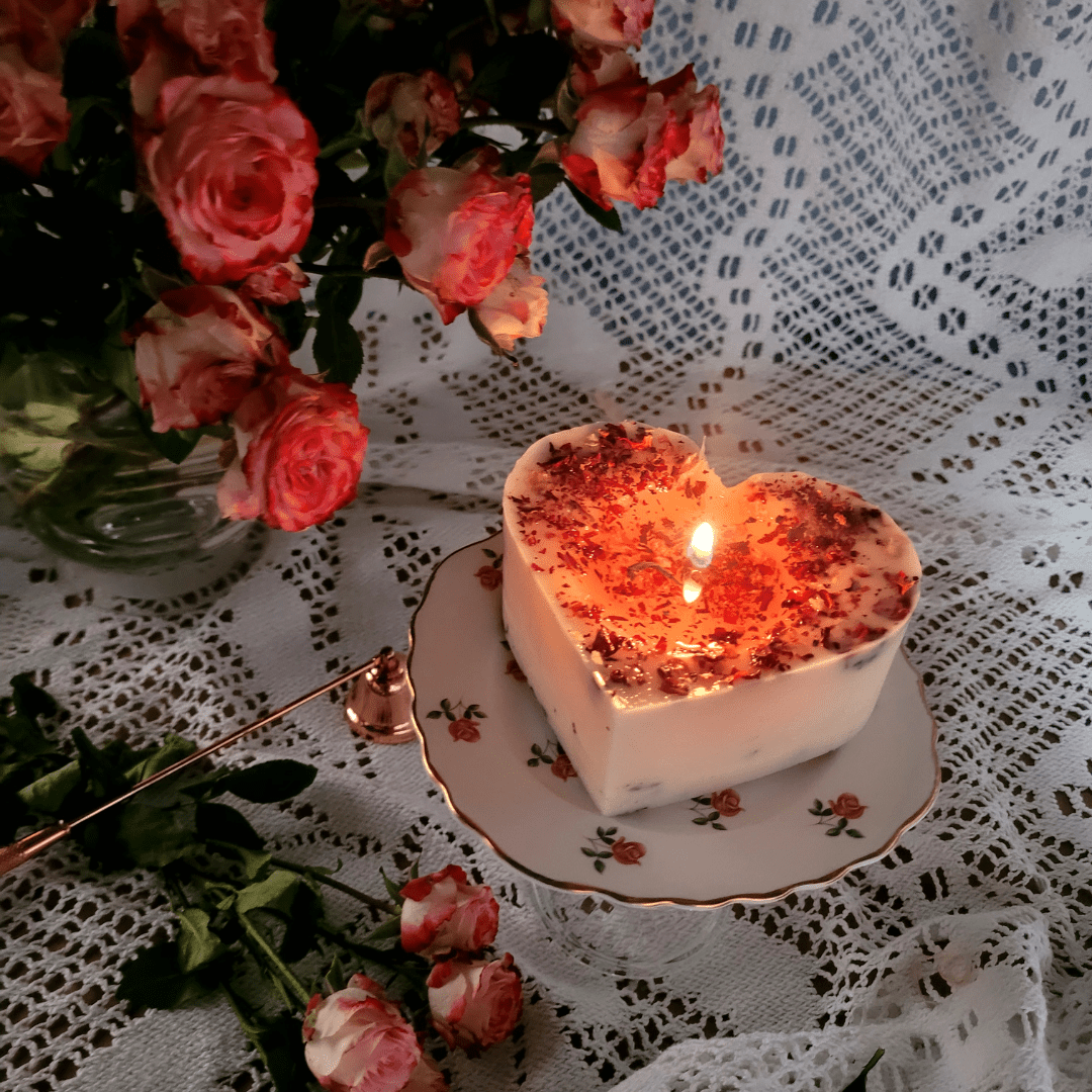 Natural Wax Candle W Rose Petals Jasmine 9x5cm - RUTHERFORD & Co