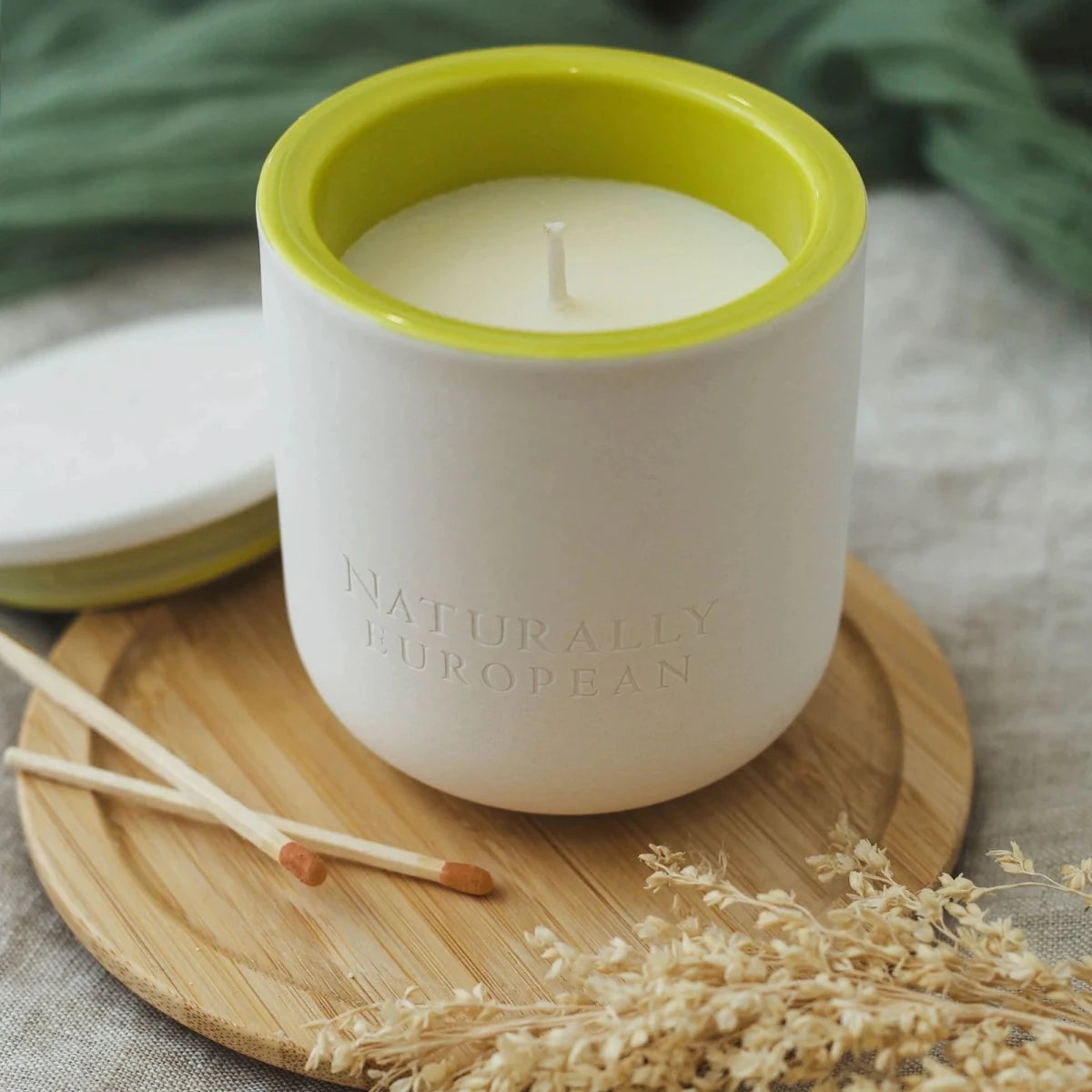 Naturally European Ginger and Lime 200g Candle - RUTHERFORD & Co