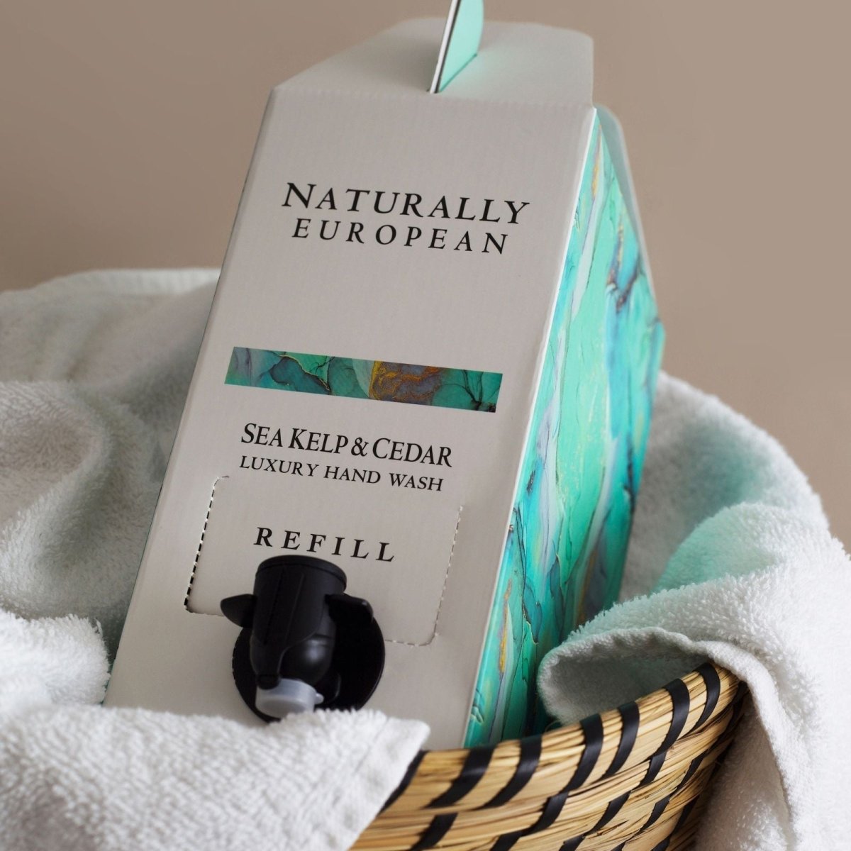 Naturally European Sea Kelp and Cedar Hand Wash Refill 1L - RUTHERFORD & Co