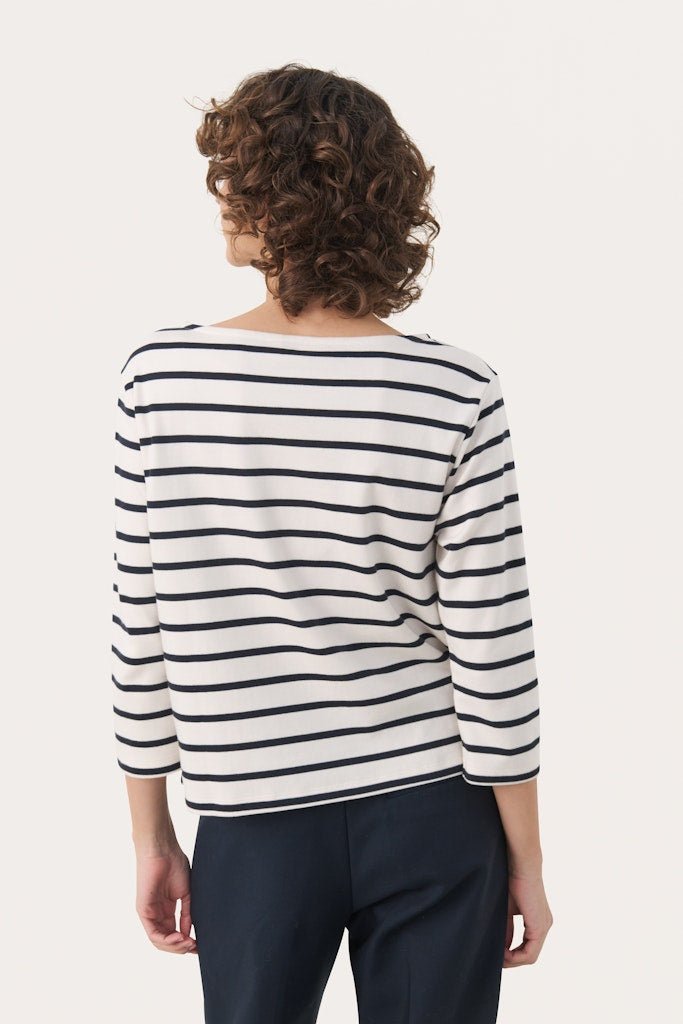 NelaPW TS Dark Navy Stripe - RUTHERFORD & Co