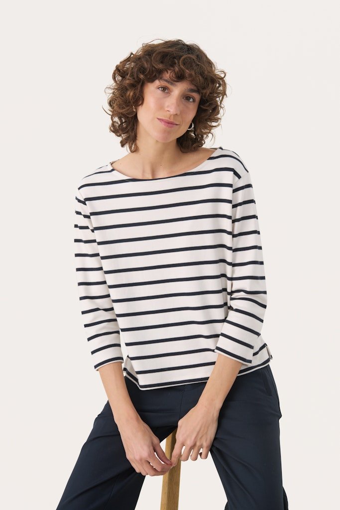 NelaPW TS Dark Navy Stripe - RUTHERFORD & Co