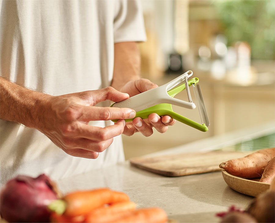 Nest™ Peel Set of 2 Peelers - RUTHERFORD & Co