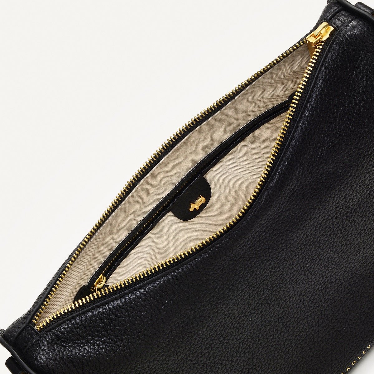 Oak Street Medium Ziptop Cross Body Black - RUTHERFORD & Co