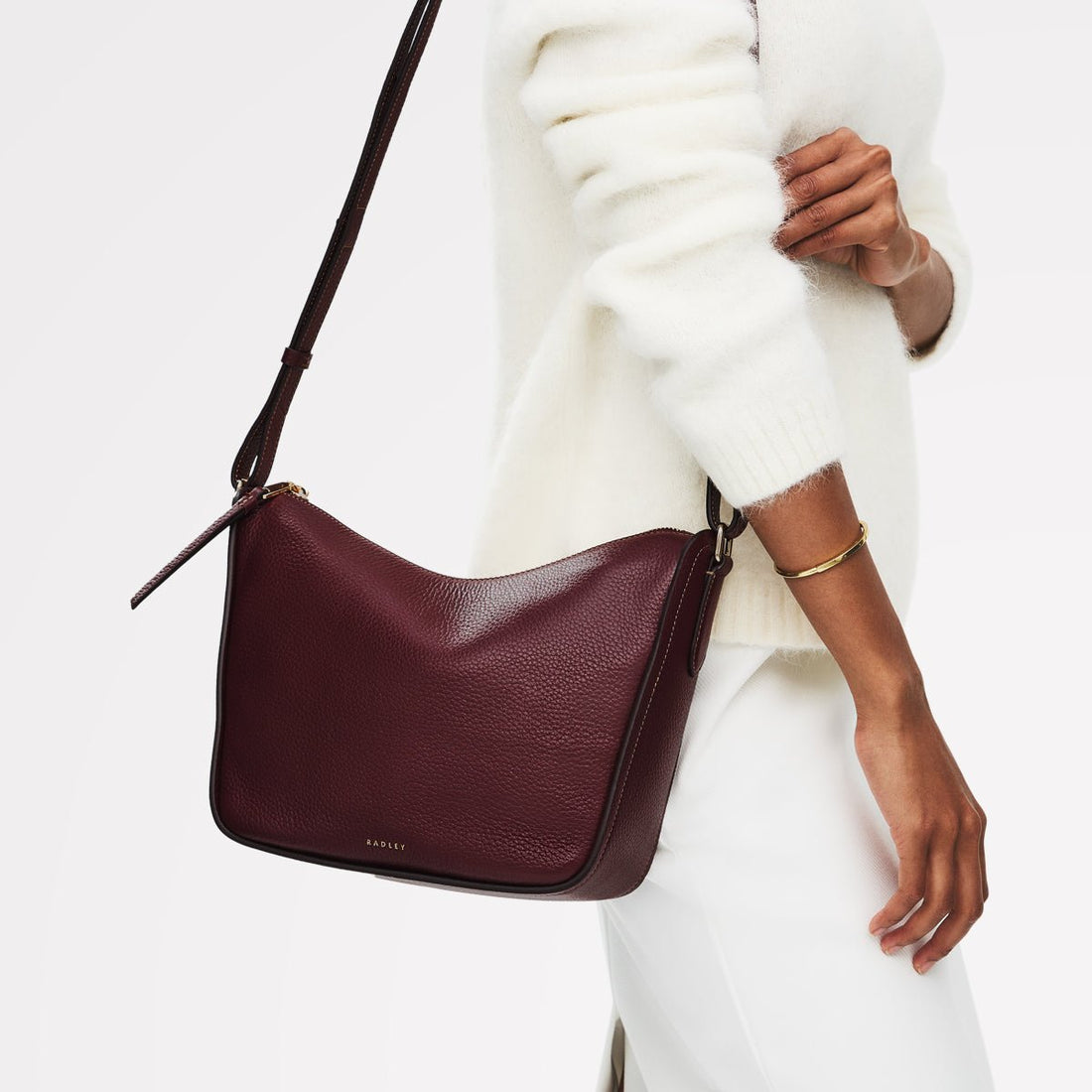 Oak Street Medium Ziptop Cross Body Dark Cherry - RUTHERFORD & Co