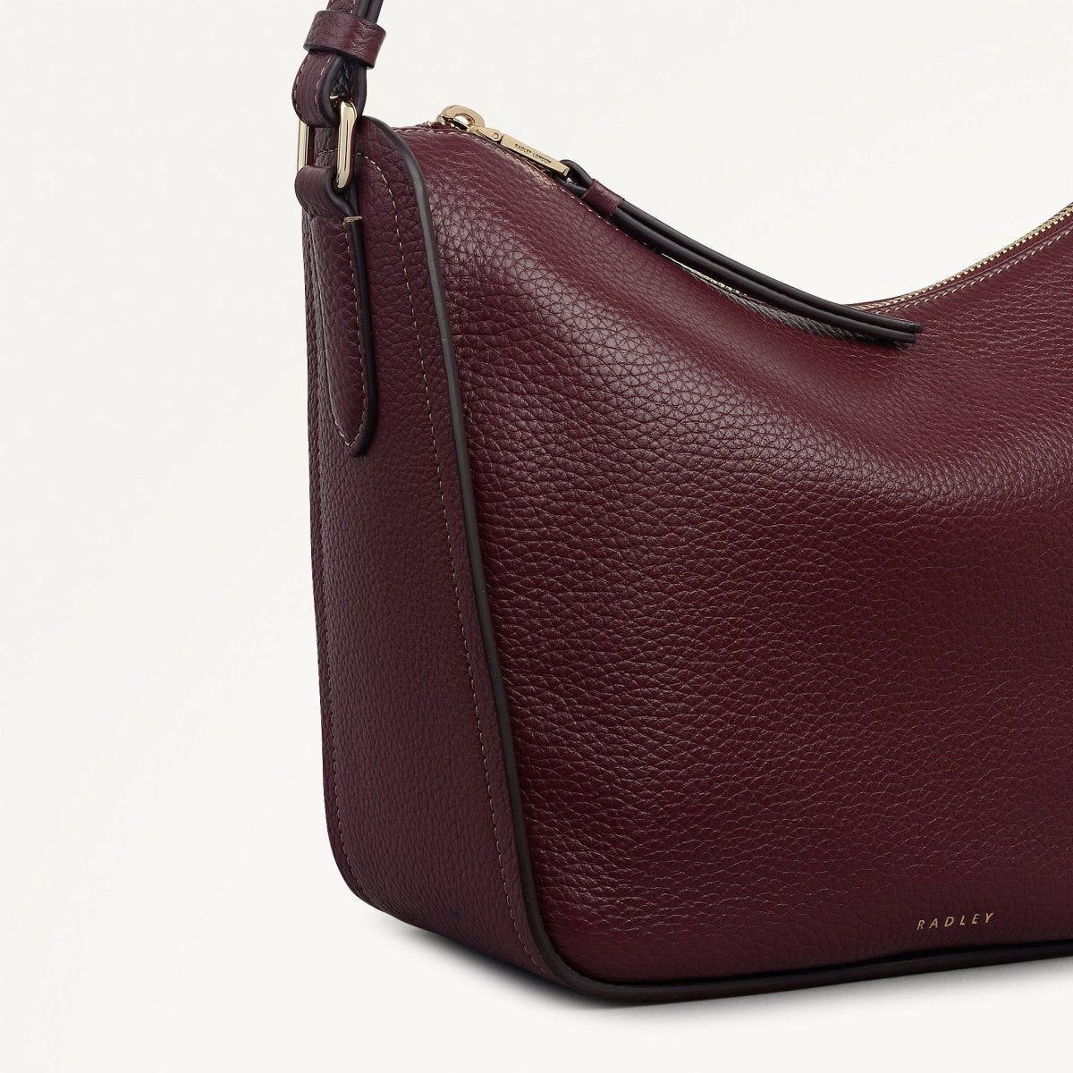 Oak Street Medium Ziptop Cross Body Dark Cherry - RUTHERFORD & Co