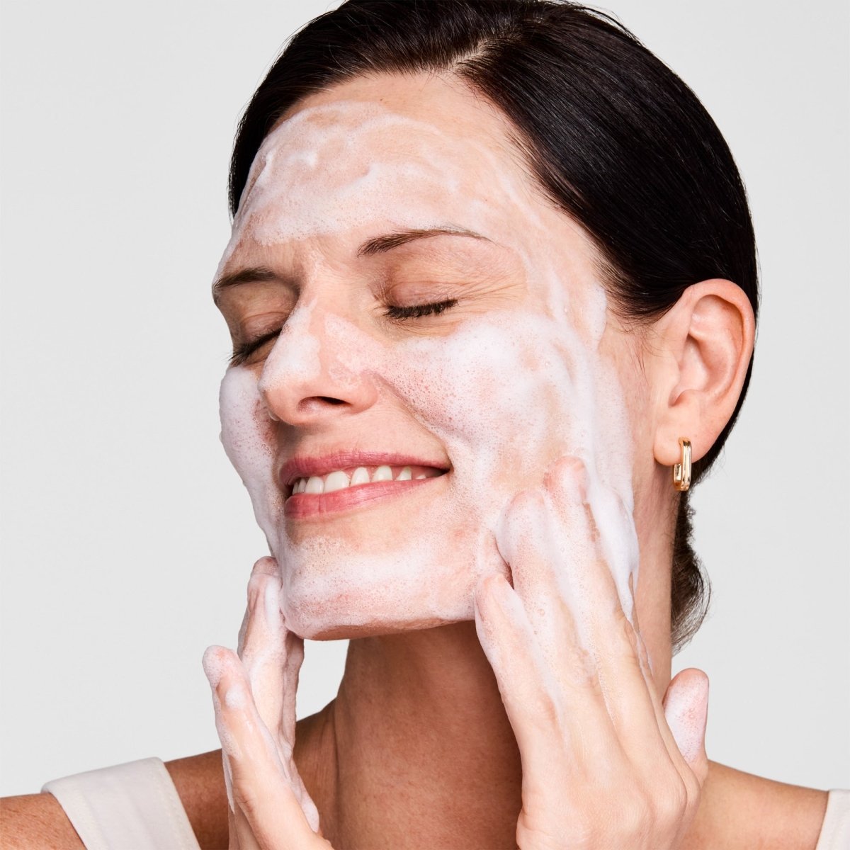 Perfectly Clean Multi - Action Foam Cleanser/Purifying Mask - RUTHERFORD & Co