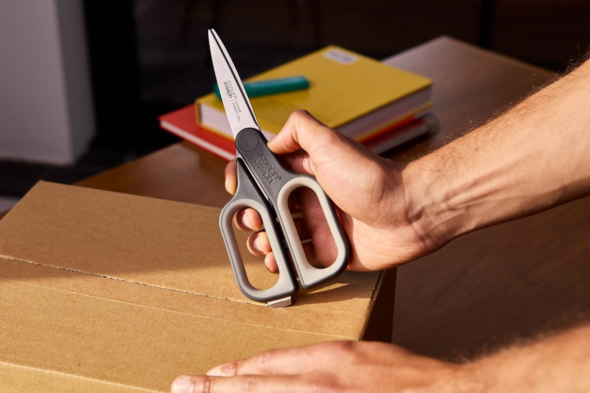 PlusCut™ Grey Scissors with Integrated Box Cutter - RUTHERFORD & Co