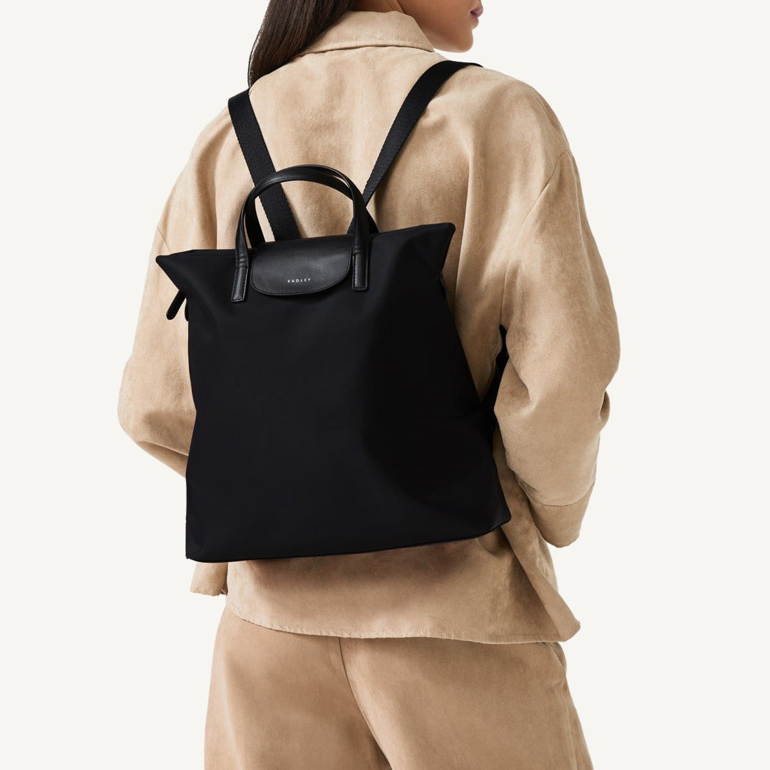 POCKET ESSENTIALS/BLACK/MEDIUM ZIPTOP BACKPACK - RUTHERFORD & Co