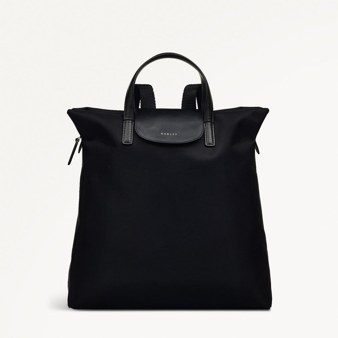 POCKET ESSENTIALS/BLACK/MEDIUM ZIPTOP BACKPACK - RUTHERFORD & Co