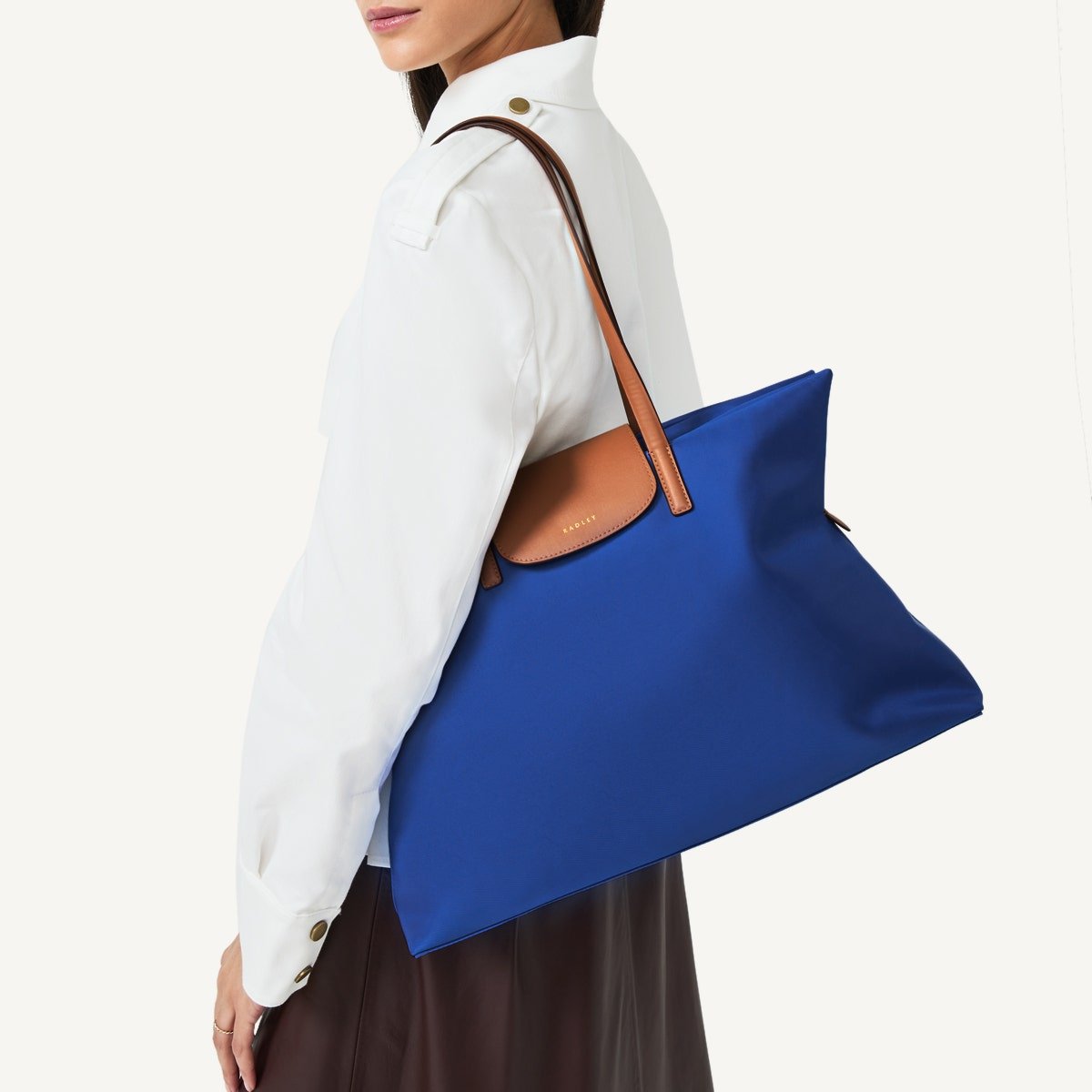 POCKET ESSENTIALS/YVES BLUE/MEDIUM ZIPTOP TOTE - RUTHERFORD & Co
