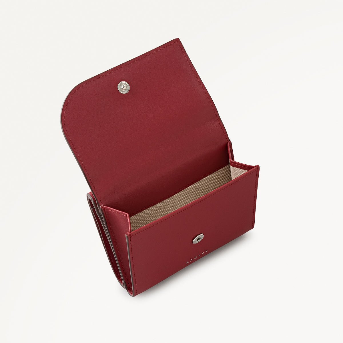 Pockets Leather Small Trifold Wallet In Carmine - RUTHERFORD & Co
