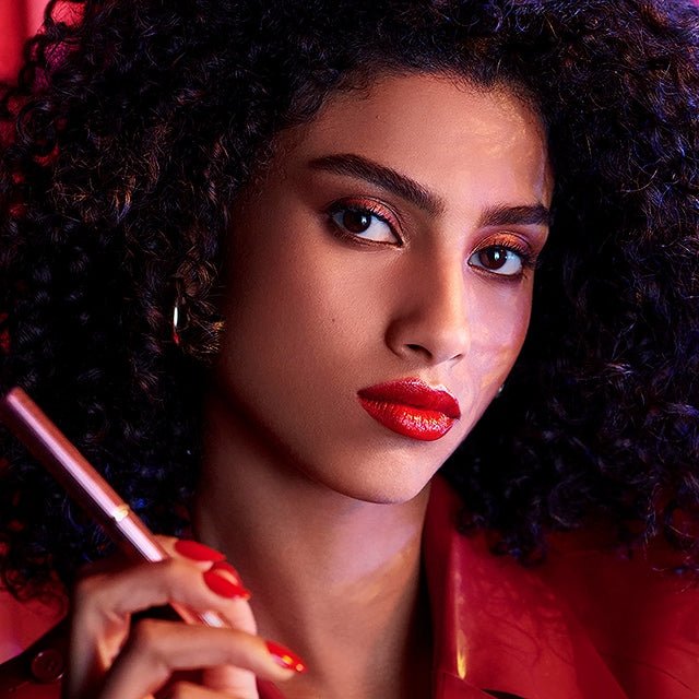 Pure Color Explicit Slick Shine Lipstick - RUTHERFORD & Co