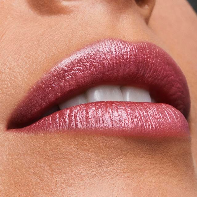 Pure Color Hi - Lustre Lipstick - RUTHERFORD & Co