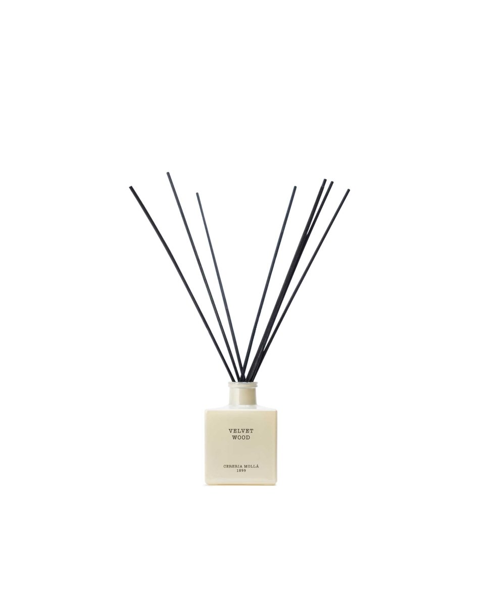 Reed Diffuser Velvet Wood 100ml - RUTHERFORD & Co