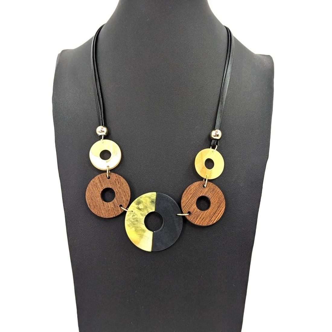 Resin and wood contemporary ring necklace - RUTHERFORD & Co