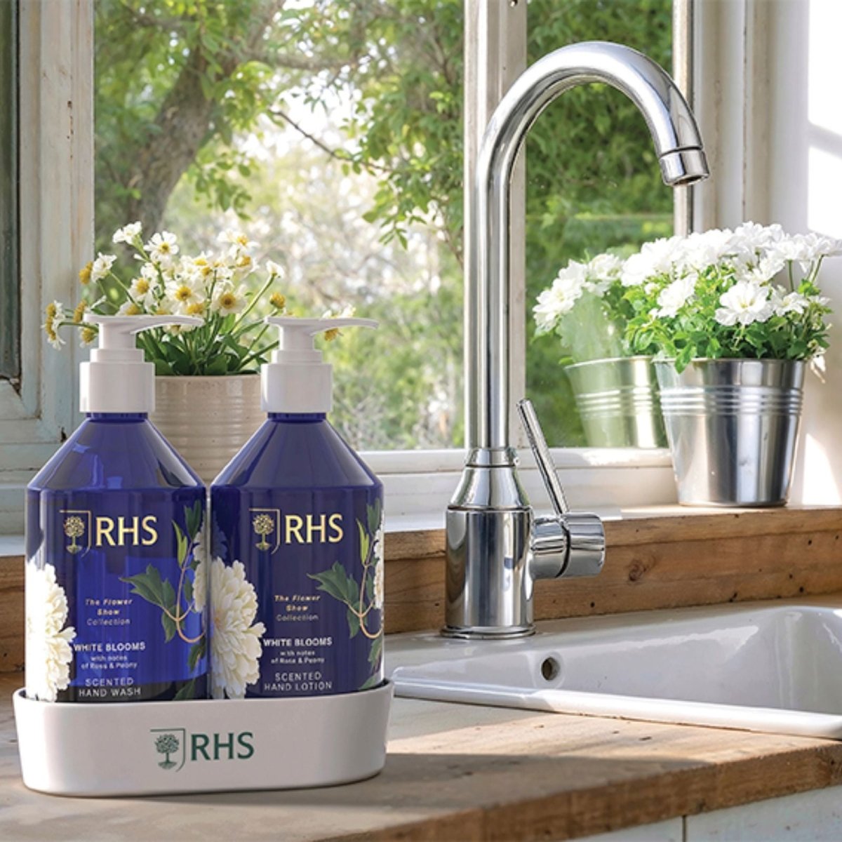 RHS Hand Care Caddy White Blooms 2 x 300ml - RUTHERFORD & Co