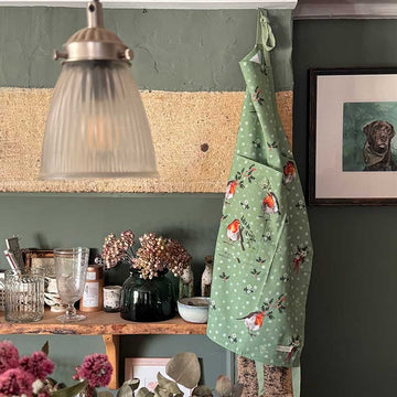 Robins and Holly Apron - RUTHERFORD & Co