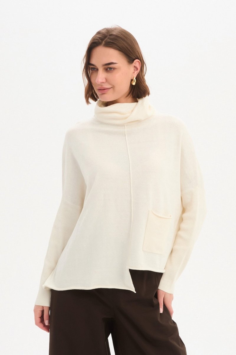 Roll Hem Pocket Knit Cream - RUTHERFORD & Co