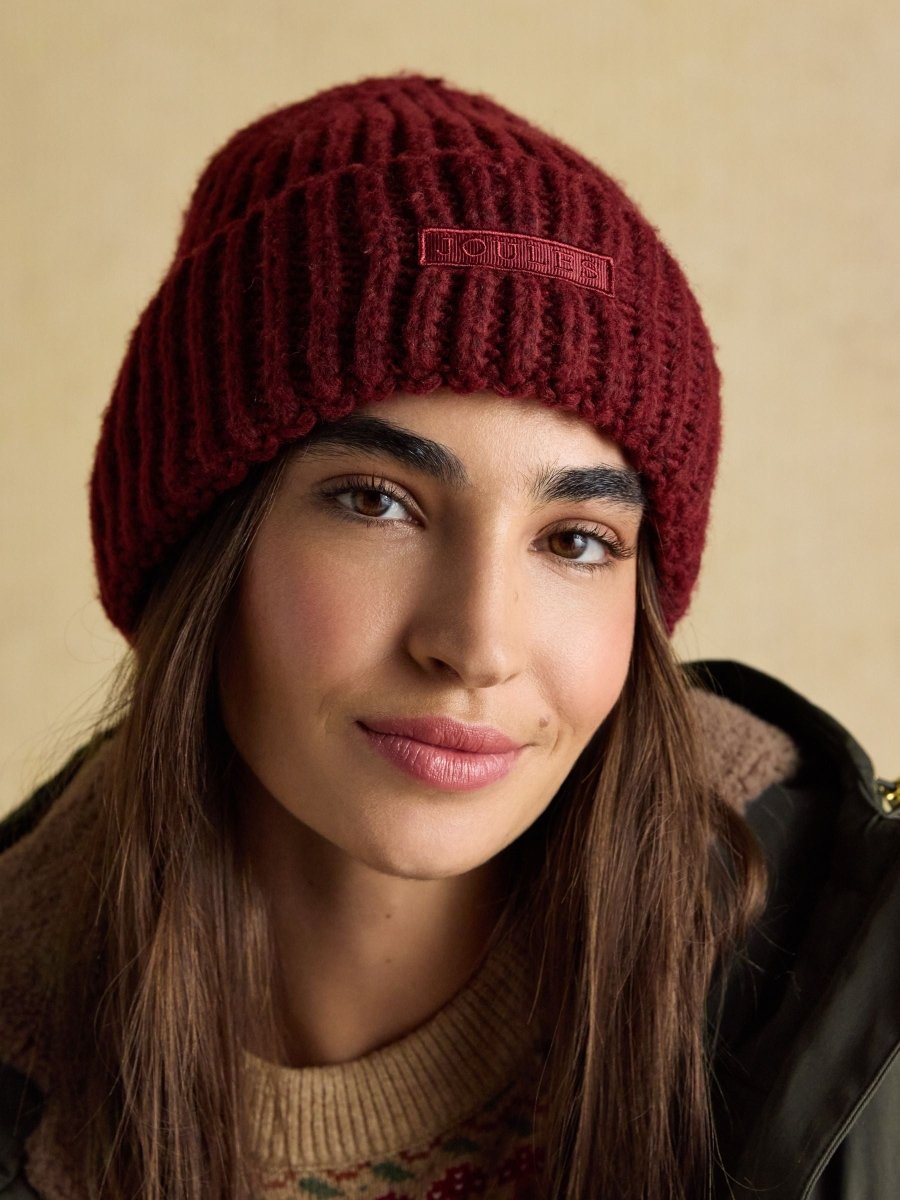 Rosa Berry Red Beanie Hat - RUTHERFORD & Co