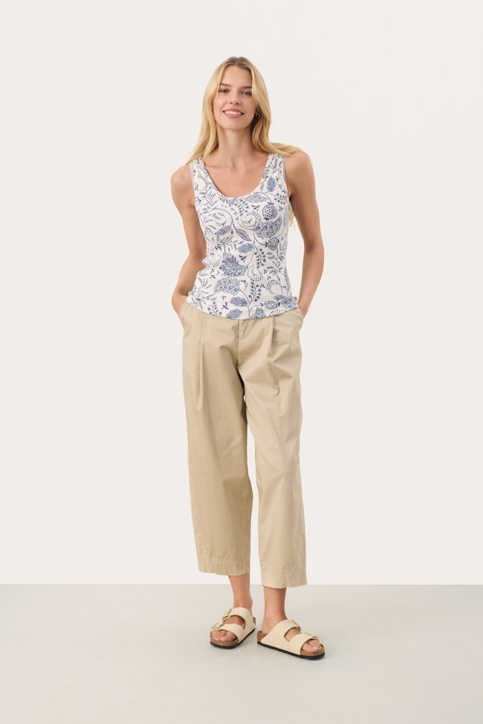 RoselynPW To Top - Oceana Paisley Print - RUTHERFORD & Co