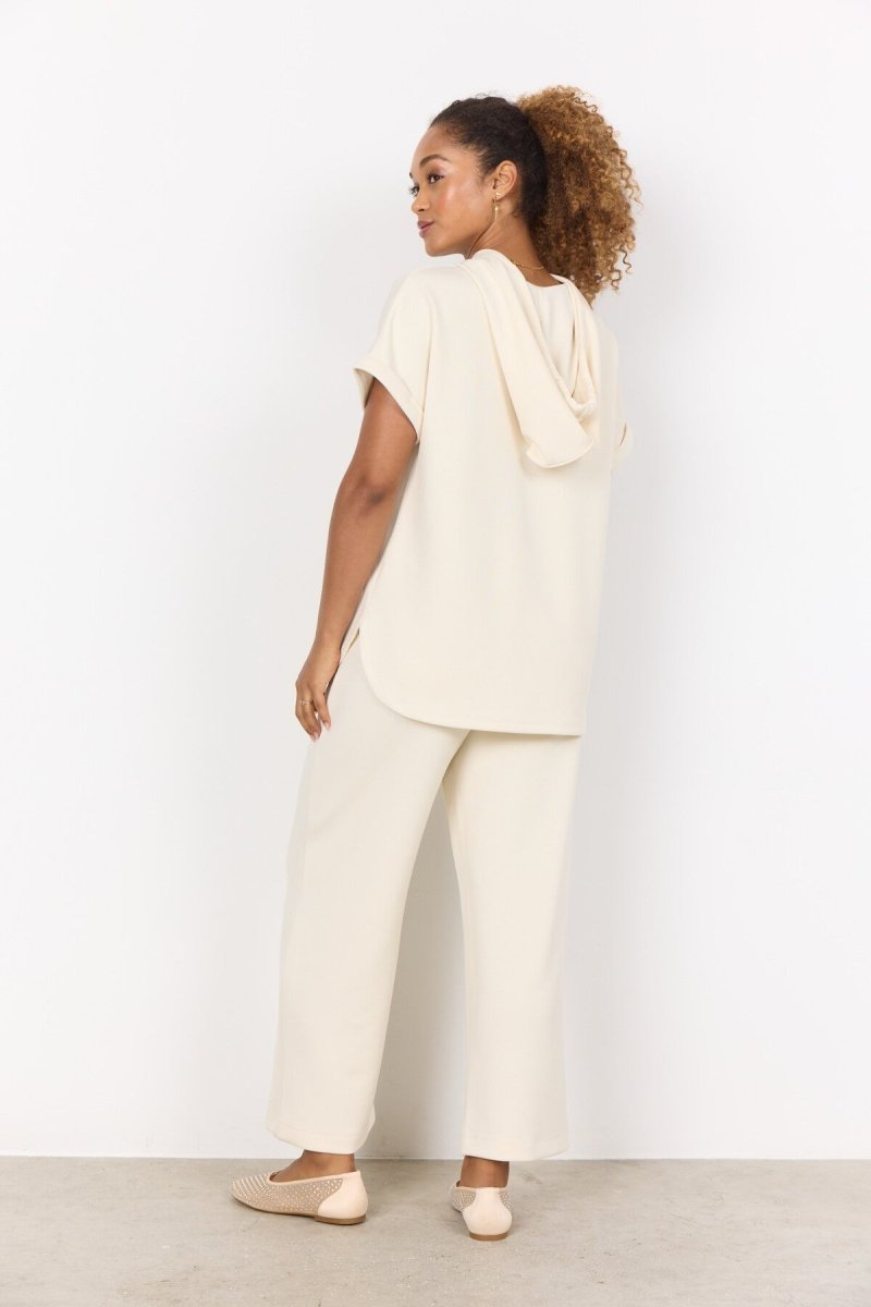 SC - BANU 143 Sweatshirt Cream - RUTHERFORD & Co
