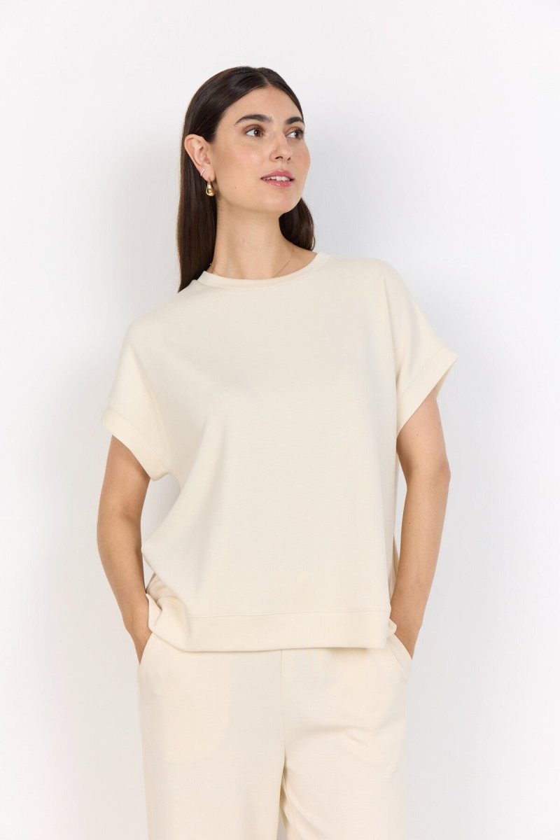 SC-BANU 245 T-shirt Cream - RUTHERFORD & Co