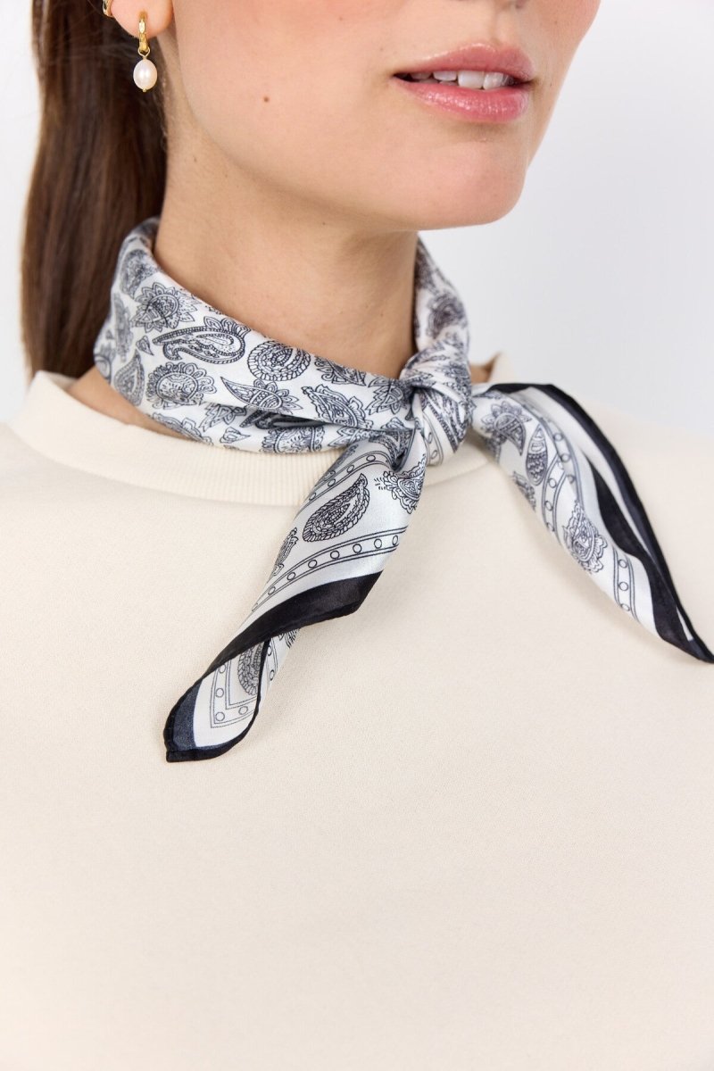 SC - BELLO 1 Scarf Black - RUTHERFORD & Co