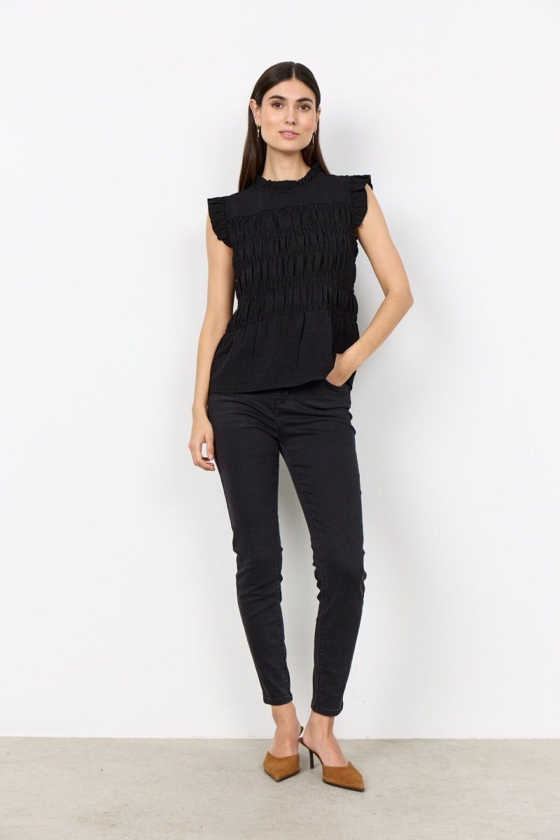 SC - CATH 6 Top Black - RUTHERFORD & Co