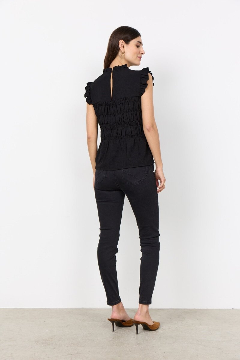SC - CATH 6 Top Black - RUTHERFORD & Co