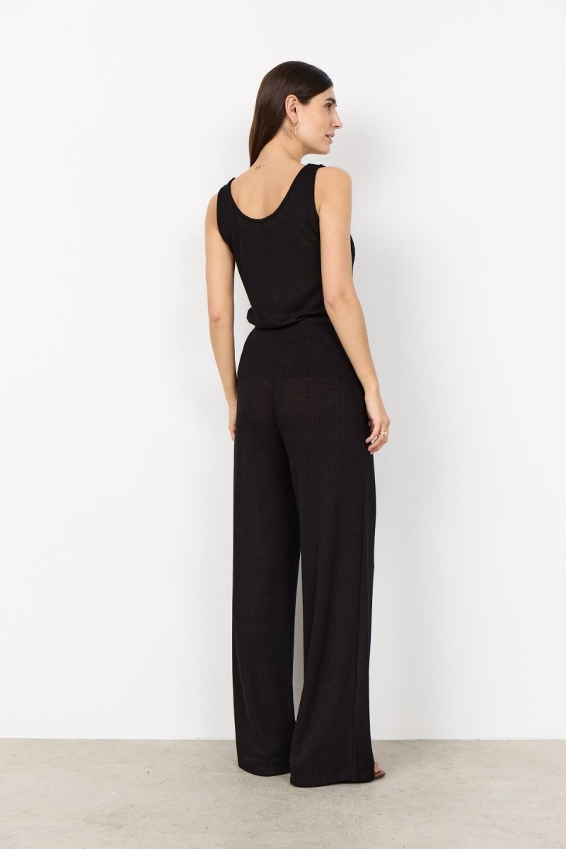 SC - DELIA 3 Top Black - RUTHERFORD & Co