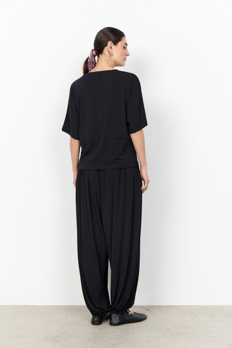SC-GLENNA 1 T-shirt Black - RUTHERFORD & Co