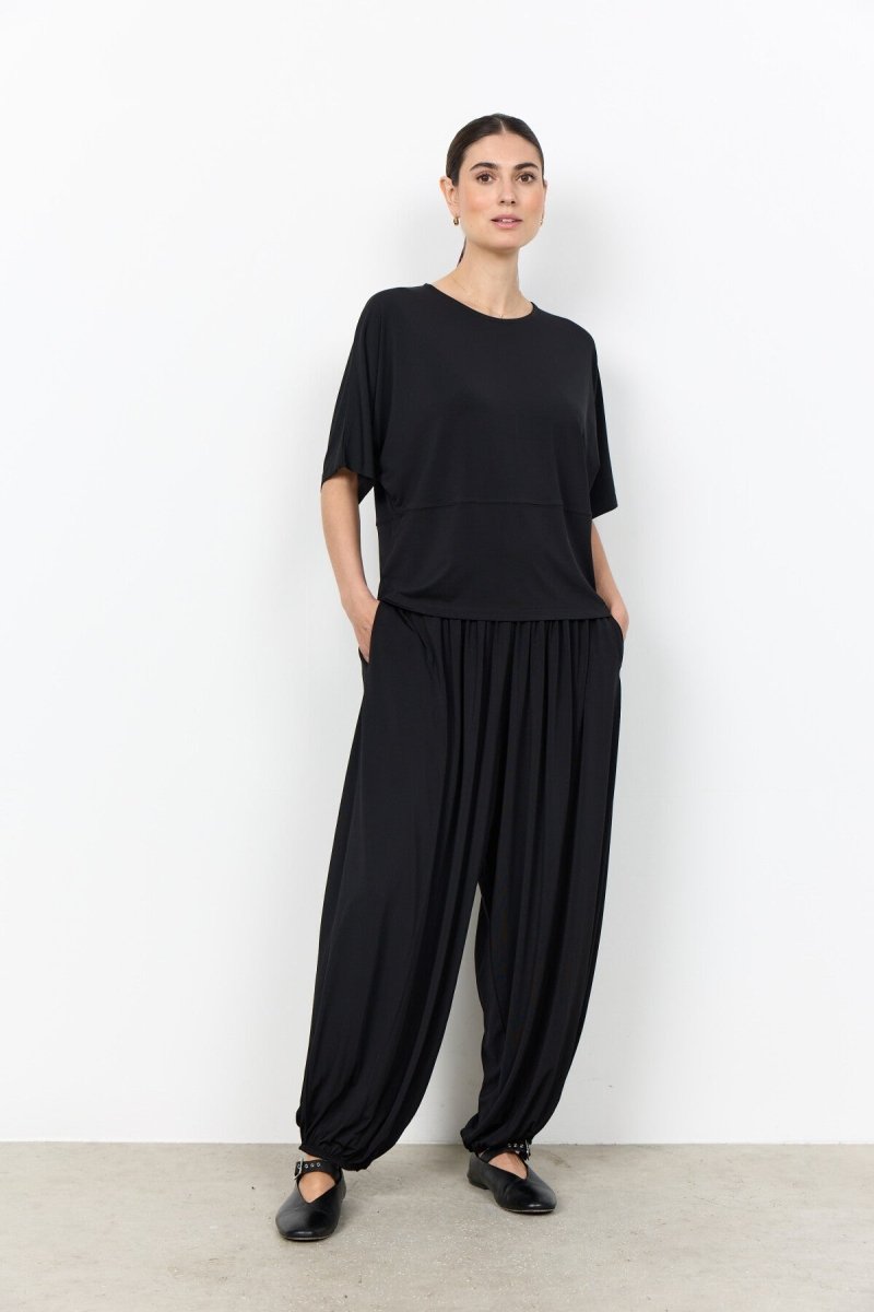 SC-GLENNA 1 T-shirt Black - RUTHERFORD & Co