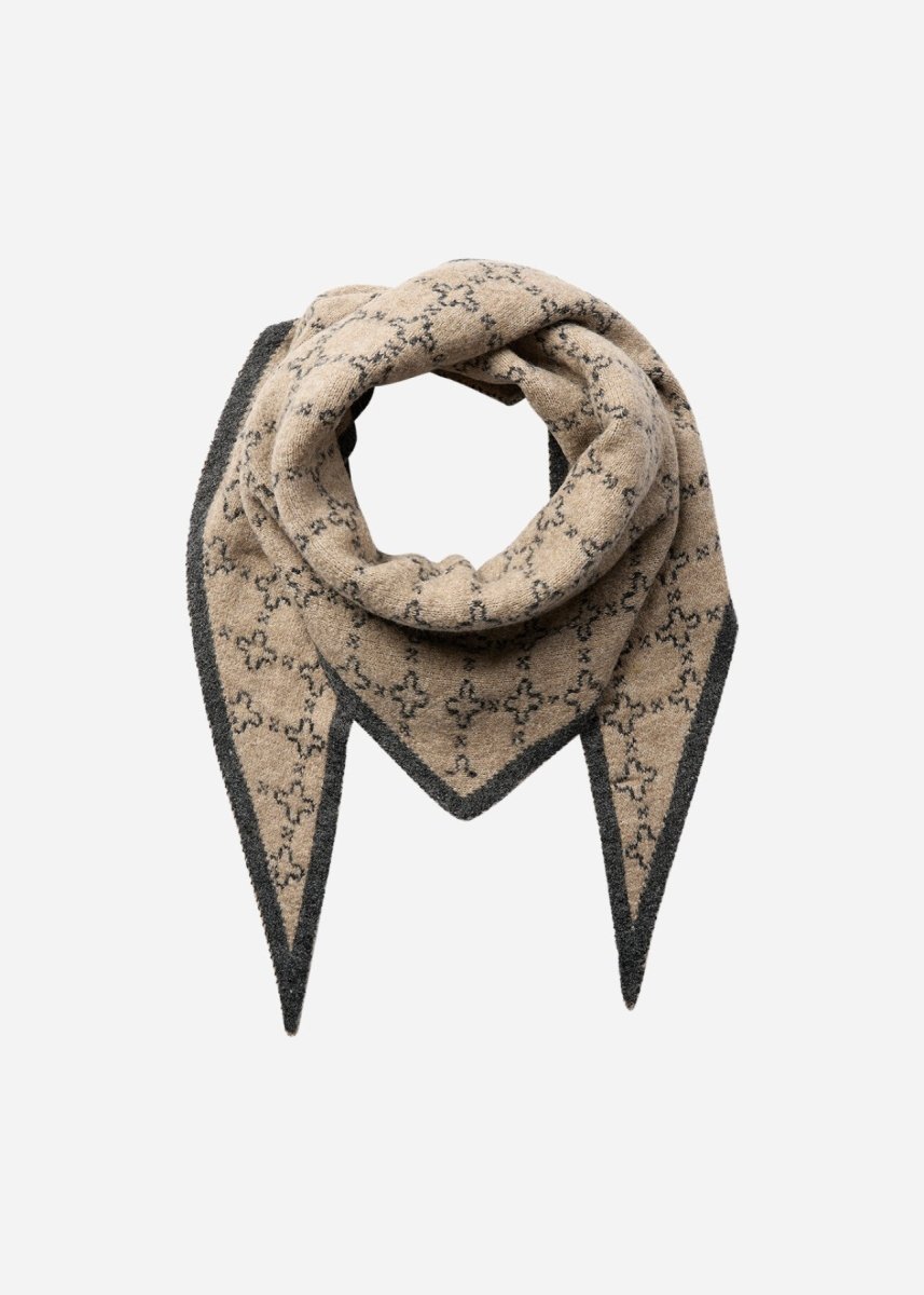 SC-GOLLY YD 1 Scarf Camel - RUTHERFORD & Co
