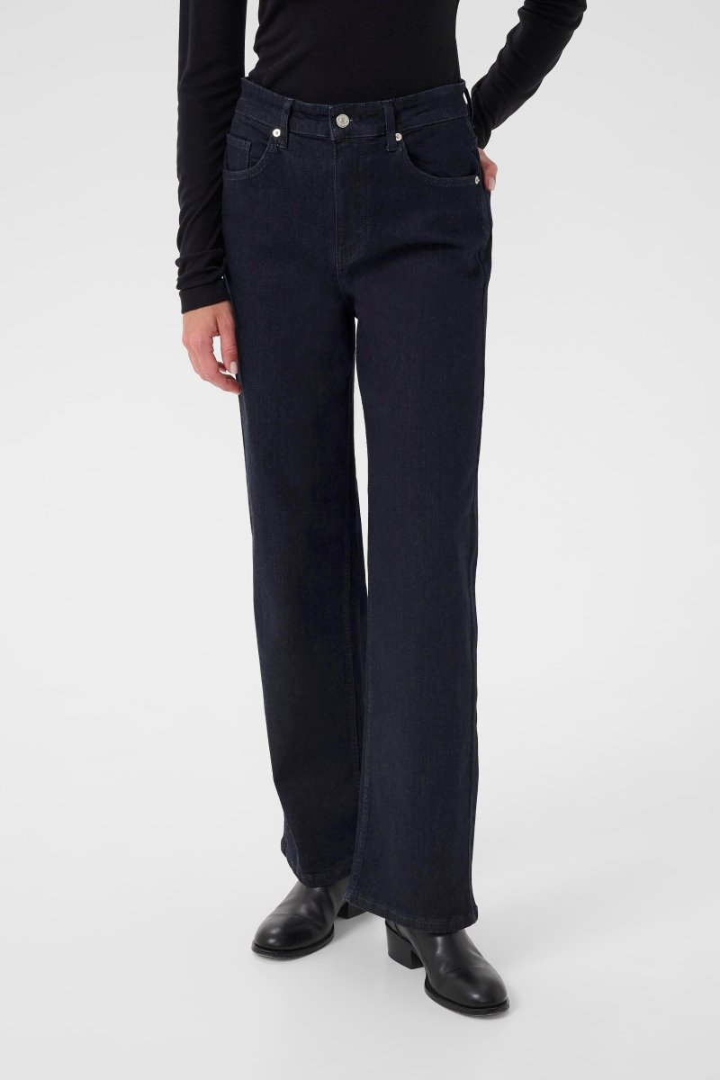 SimonaPW JE - RUTHERFORD & Co