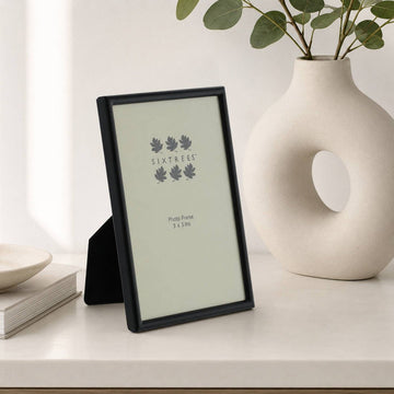 Sixtrees Cambourne Satin Black Metal 3 x 5 inch Photo Frame - RUTHERFORD & Co