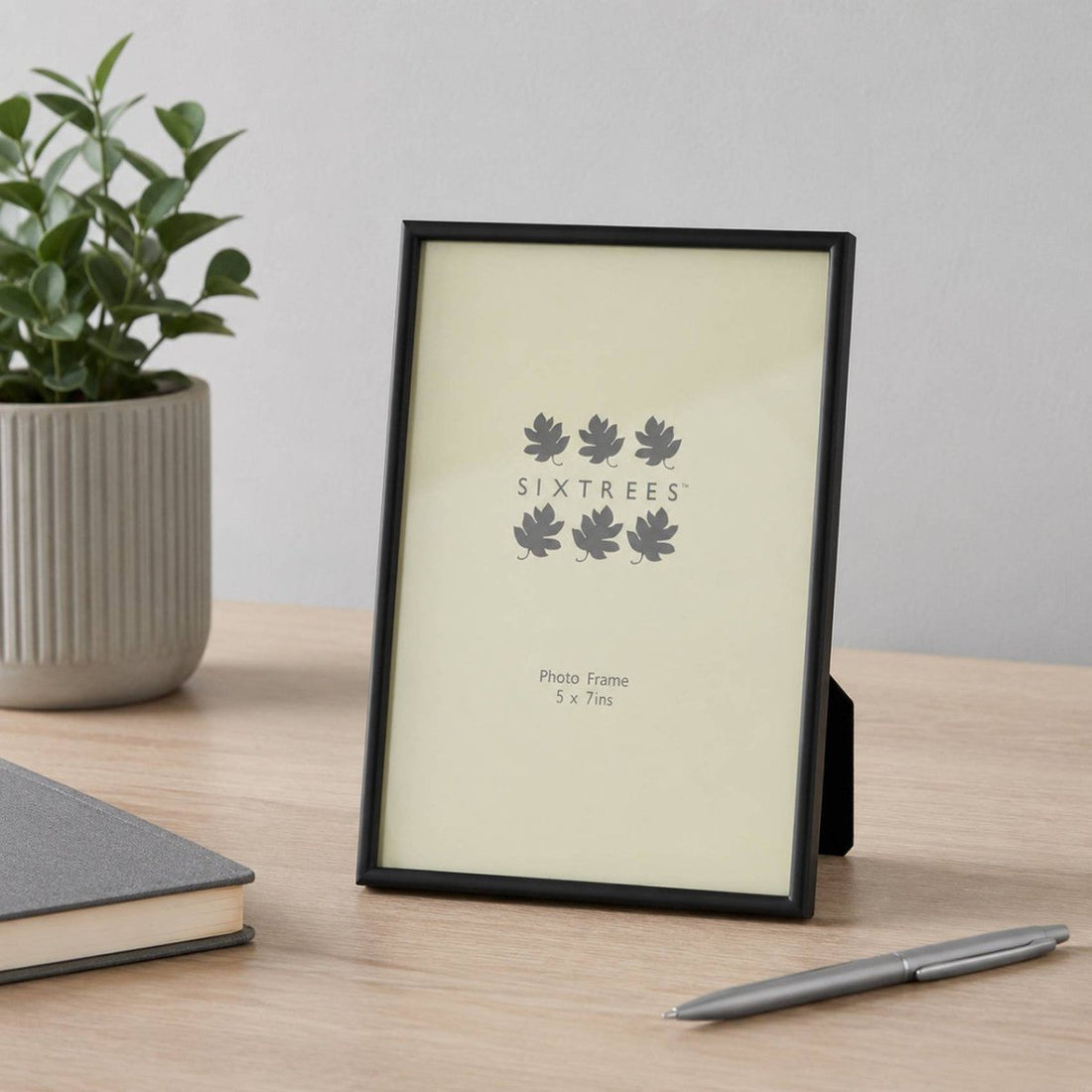 Sixtrees Cambourne Satin Black Metal 5 x 7 inch Photo Frame - RUTHERFORD & Co